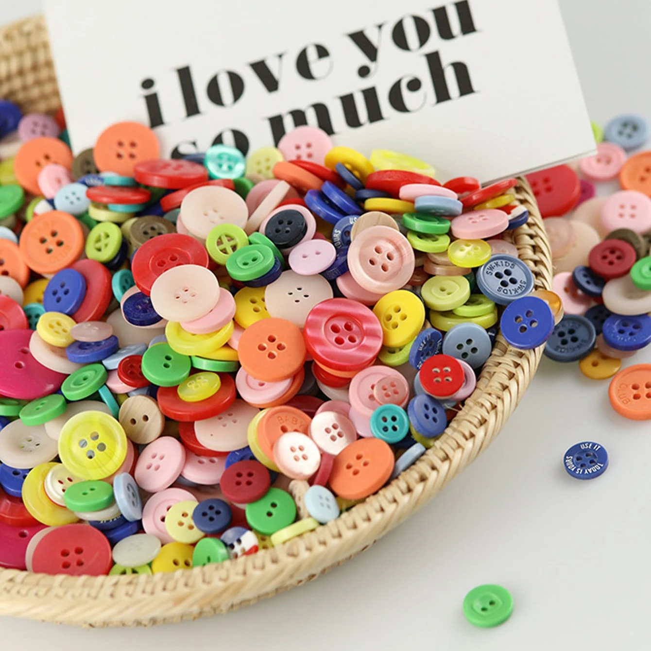 600pcs-Mixed size circular resin sewing button technology circular sewing button color DIY home decoration accessories