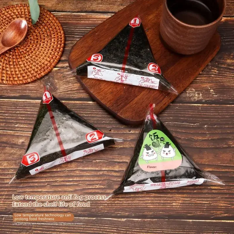 200Pcs 삼각형 쌀 공 포장 가방 스티커 몰드 포함 김 해초 오니기리 스시 플라스틱 선물 가방 도시락 액세서리