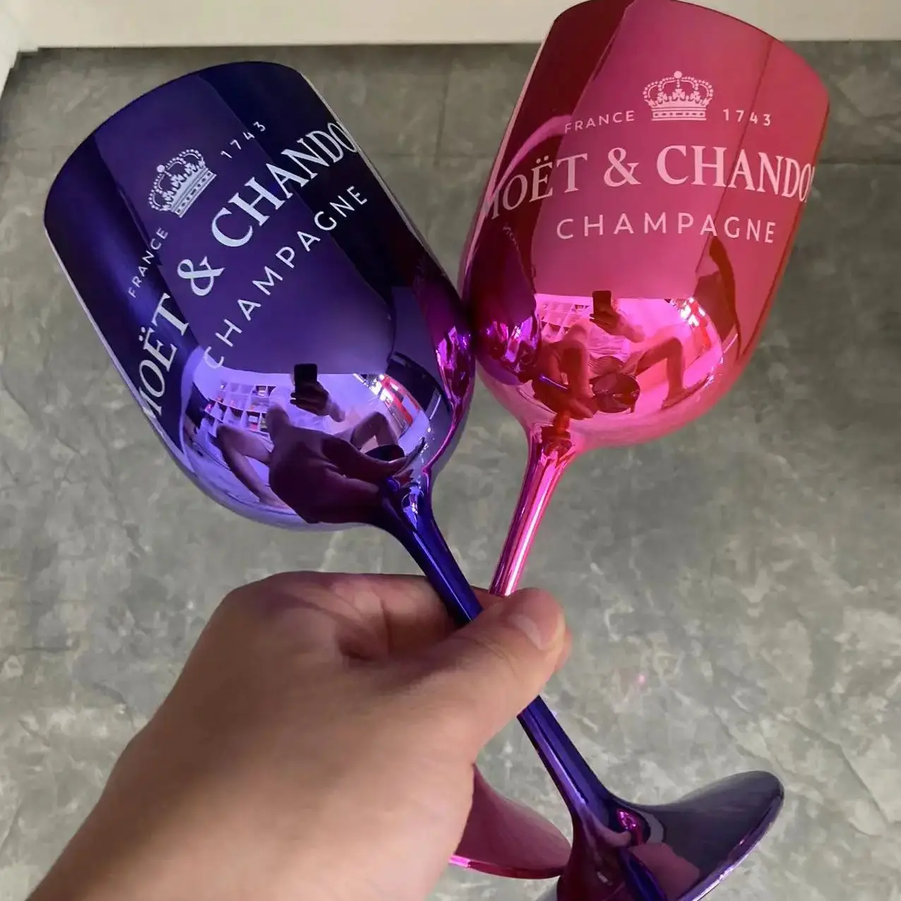 

480 мл небьющееся гальваническое покрытие Блестящий розовый синий пластиковый бокал для вина бокалы для шампанского бокалы