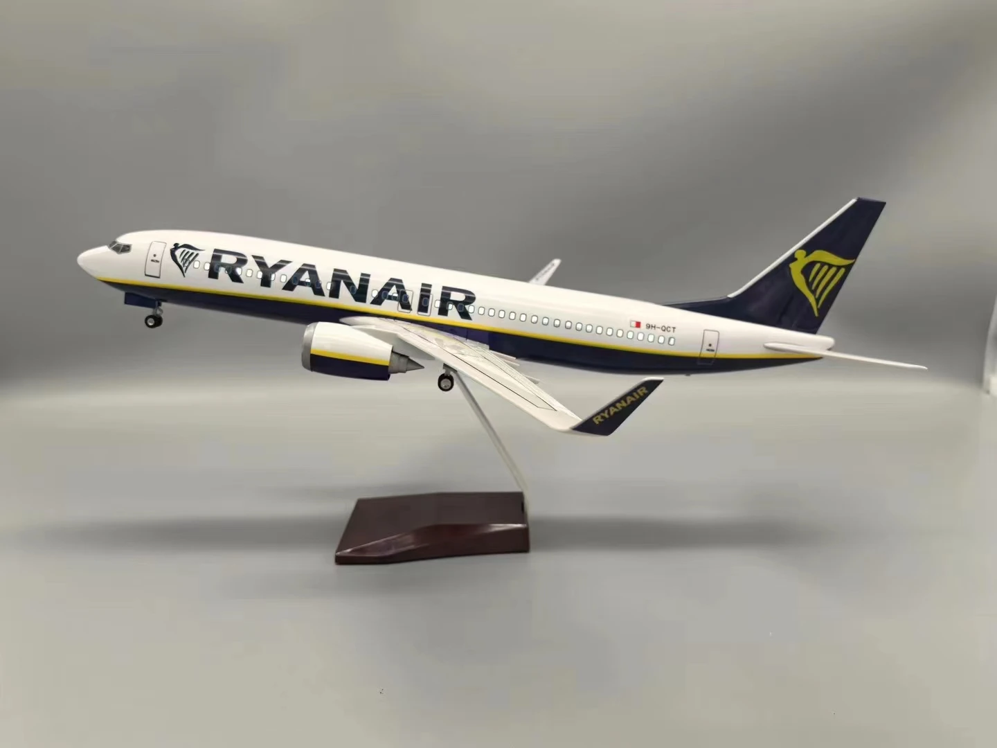 1/85 Scale 47CM Aircraft Toys 737 MAX B737 Air Ryanair Airlines