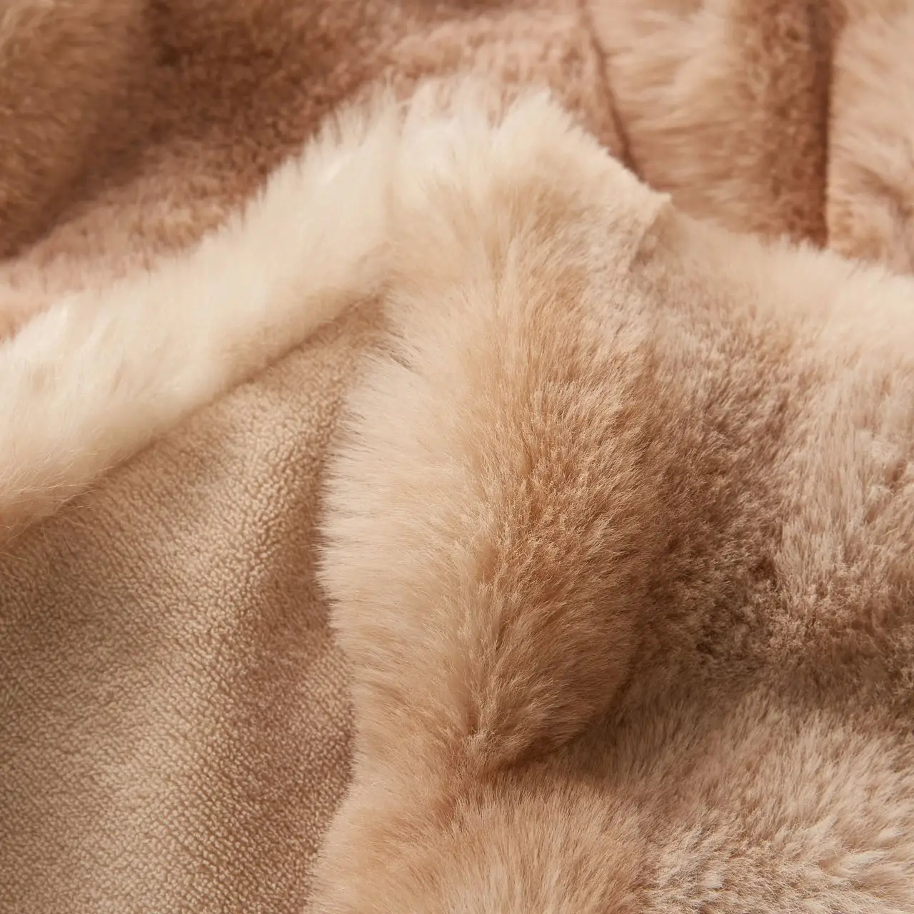 ħ�� �ܼ�Ʈ ���� ����Ƽ �䳢 �� ���, ���Ÿ� �ܻ�, �����ϰ� �ε巯�� ���� Ŀ��, ħ��, ũ�������� �ҷ��� ���� ���