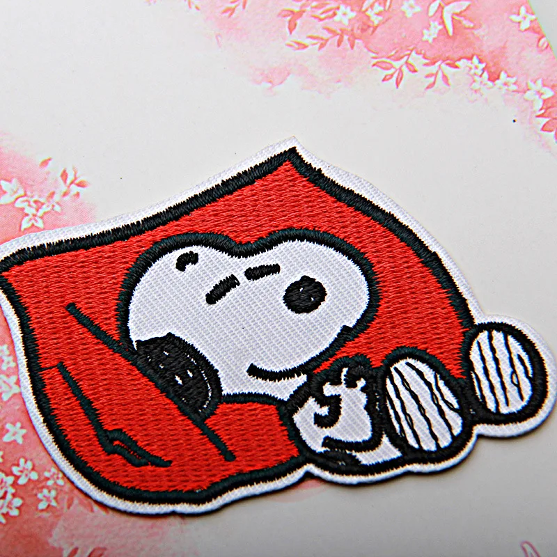 Snoopy Patch Cartoon Embroidered Iron on Patches for Clothing Fashion Backpack Jacket Jeans Sticker DIY Girl Sewing Decoration 4