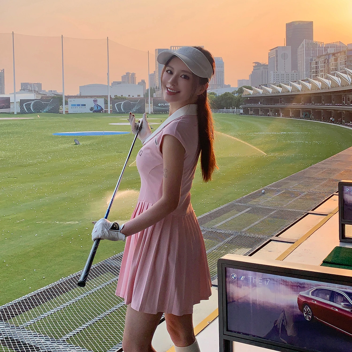 Summer Thin Breathable Sporty Polo Neck Sleeveless Women's Golf Dress Slim Pleated Skirt Tennis Golf Ladies Apparel