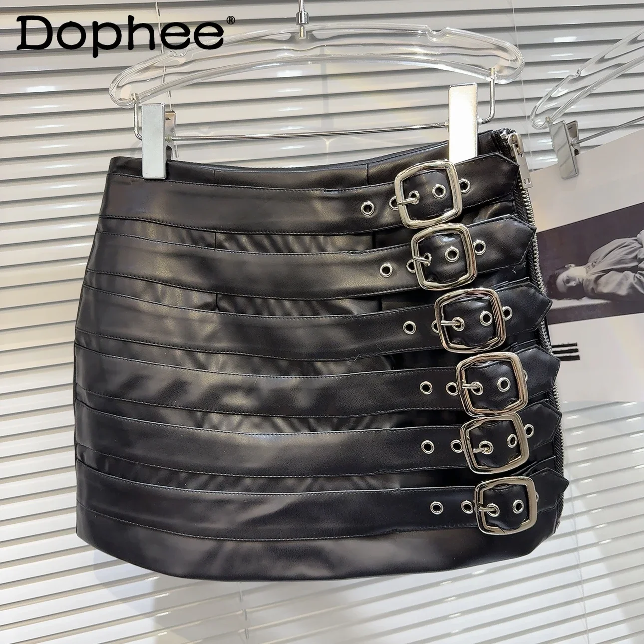 Hot Girl Metal Belt Buckle Punk Motorcycle Leather Skirt 2023 Autumn and Winter New Black Short Hip Skirt for Women Mini Skirt autumn new girls flats shoes fashion princess shoes solid color baby girl leather shoes mary janes mule