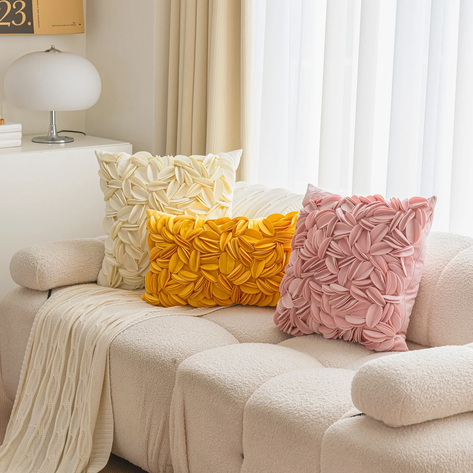 3D Floral Velvet Cushion Cover 2