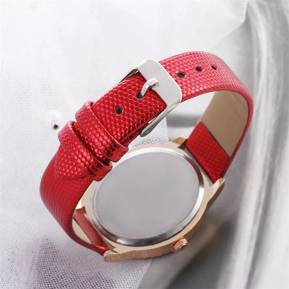 Fashion Ladies Oval Diamond Lady DQG Branded Simple Quartz Watch Casual Leather Khaki Women Clock Watches