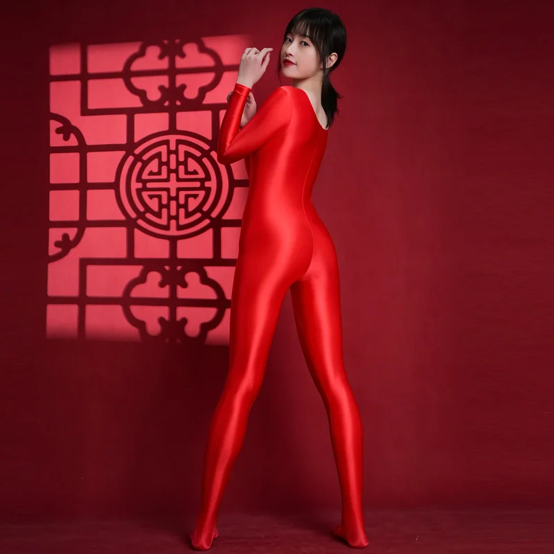 Рисунок 4 - Новый сексуальный женский комбинезон