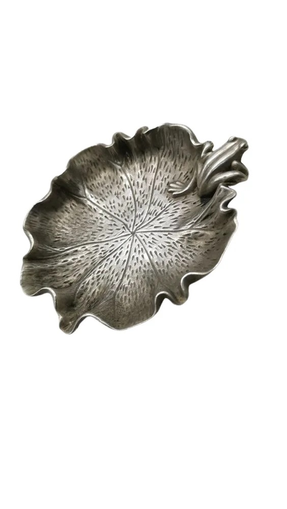 

Antique Collection Silver Plate Incense Dish Frog Antique Ornaments