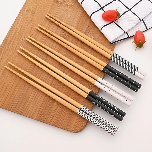 Palillos japoneses de madera ecológicos, palillos reutilizables de madera  Natural, juego de palitos para Sushi coreano chino, 2/5 pares, 2/5 pares -  AliExpress