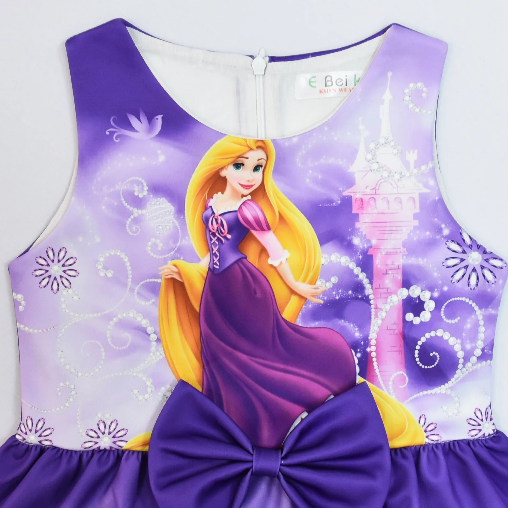 Vestido Princesa Infantil Roxo Lilás Roupa Realeza Midi Luxo serve para  Festa de Aniversário temático da Rapunzel e Sofia e Fantasia de Criança  para Carnaval