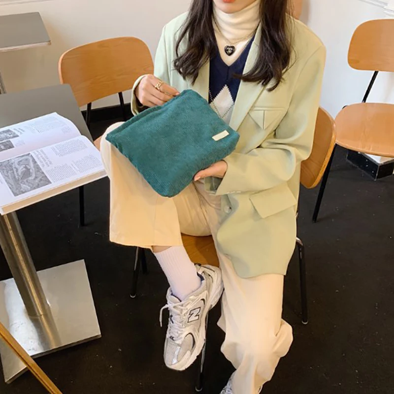

Clutch Vintage Solid Color Corduroy Organizer Bag Women Large Capacity Lipstick Makeup Change Phone Carrying Clutch Bag
