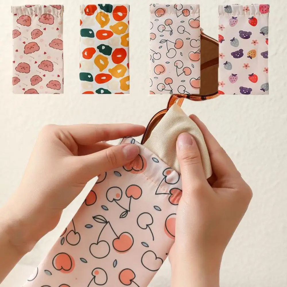 

Comes with fixed Glasses cloth Glasses Bag Automatic Closing Shrapnel Cartoon Printed Sunglasses Case Storege Case