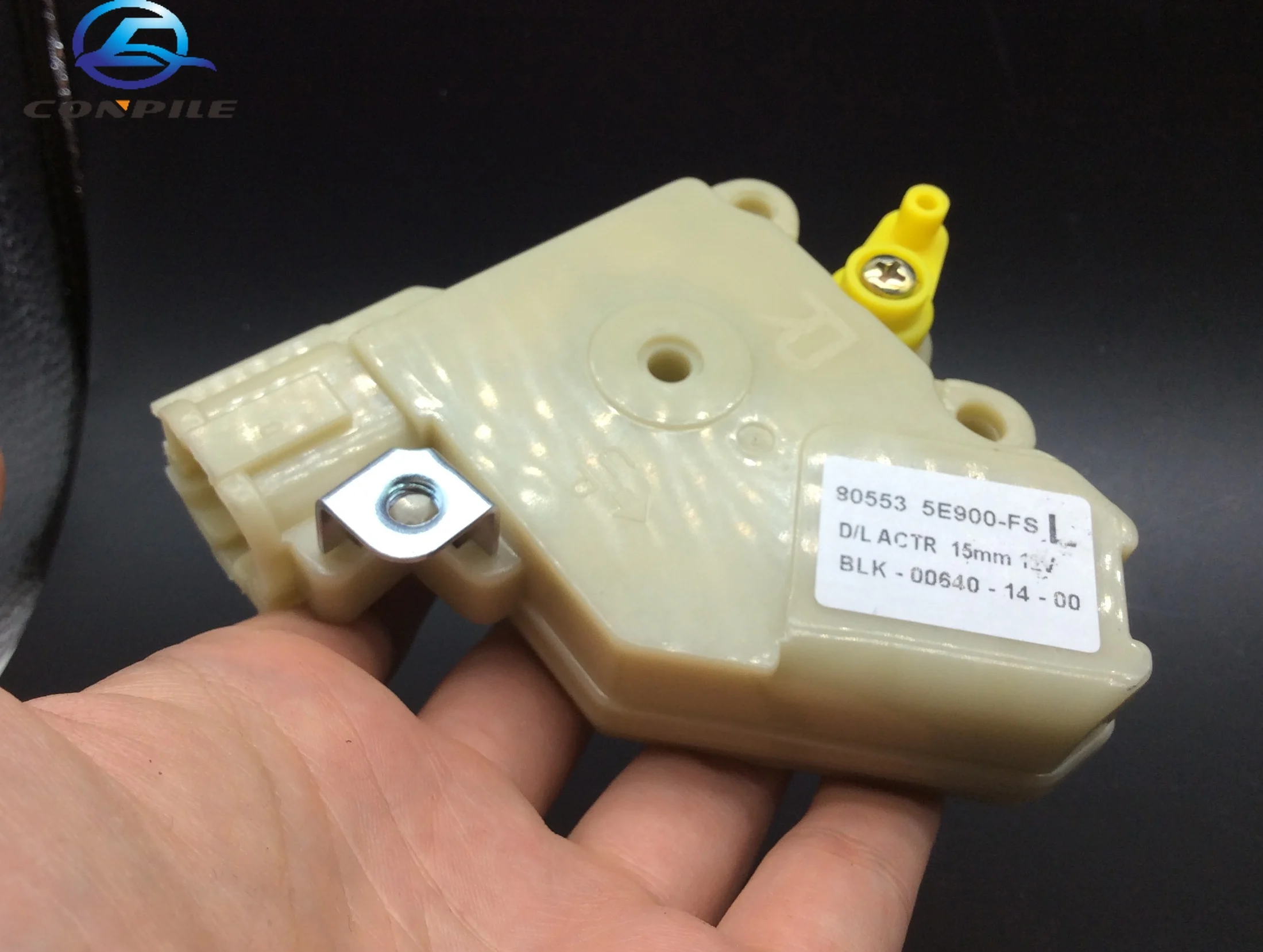 1pc Door lock central control motor actuator assembly For Nissan Bluebird 2 3 4 LANNIA