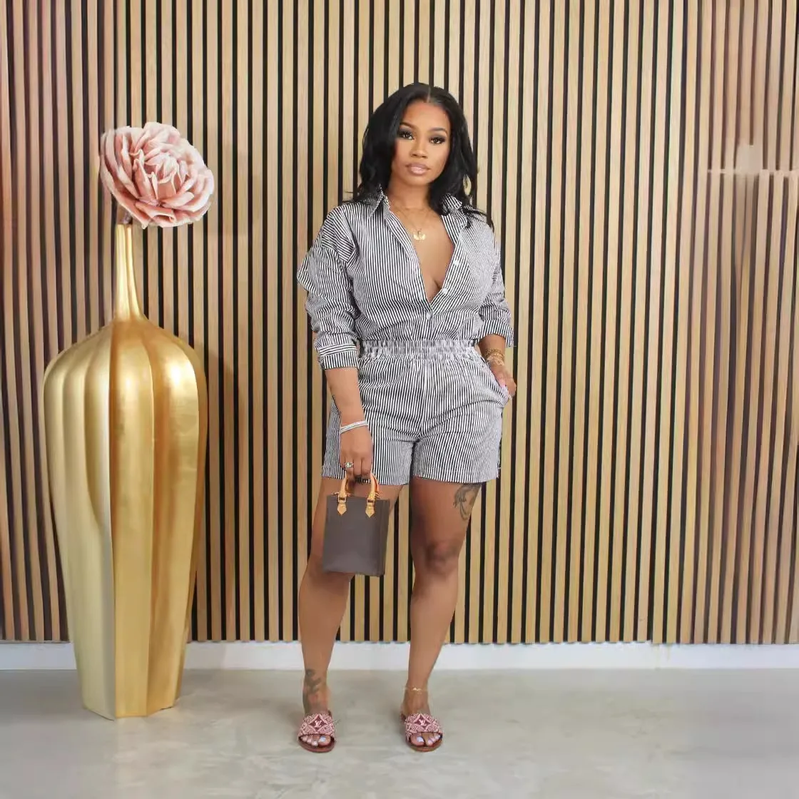 2025 Women Clothing Fashion Casual Striped Button Lapel Long Sleeve Suits Buttons Shorts Two-piece Set Wholesale Dropshipping