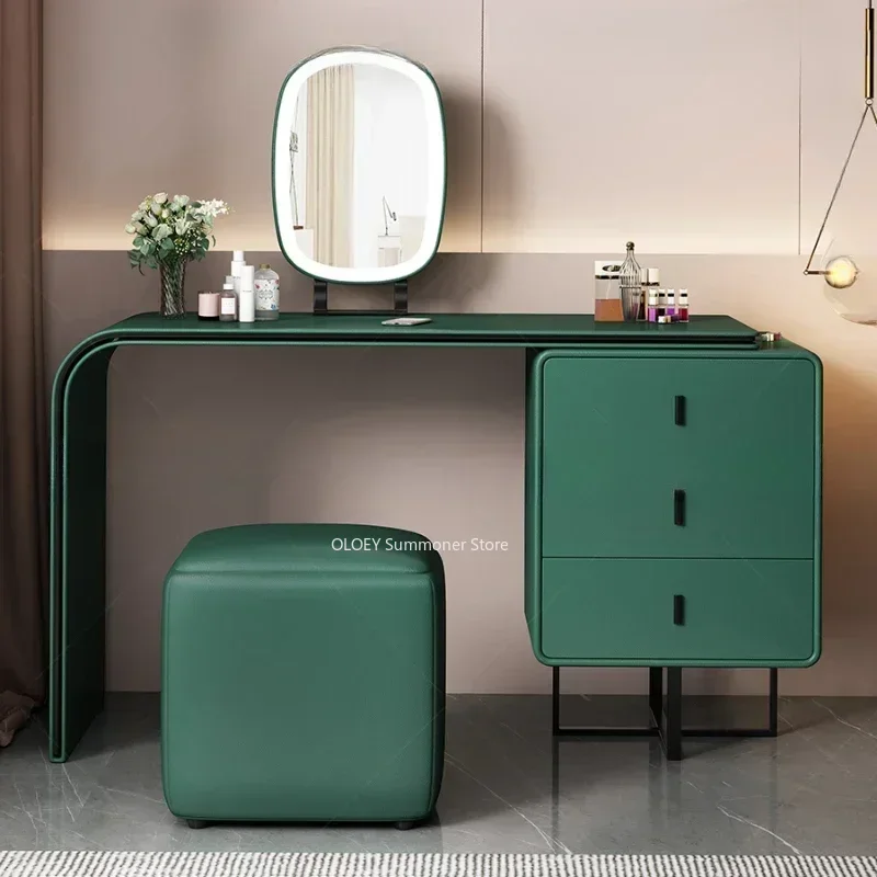 Slide image 20f74e3f55e94876a5ebc3502899160b