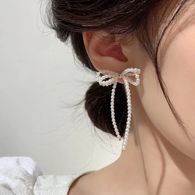 2023 New Arrival Light Luxury Tassel Long Imitation Pearl Bow Dangle Earrings For Women Fashion Elegant Jewelry Gifts