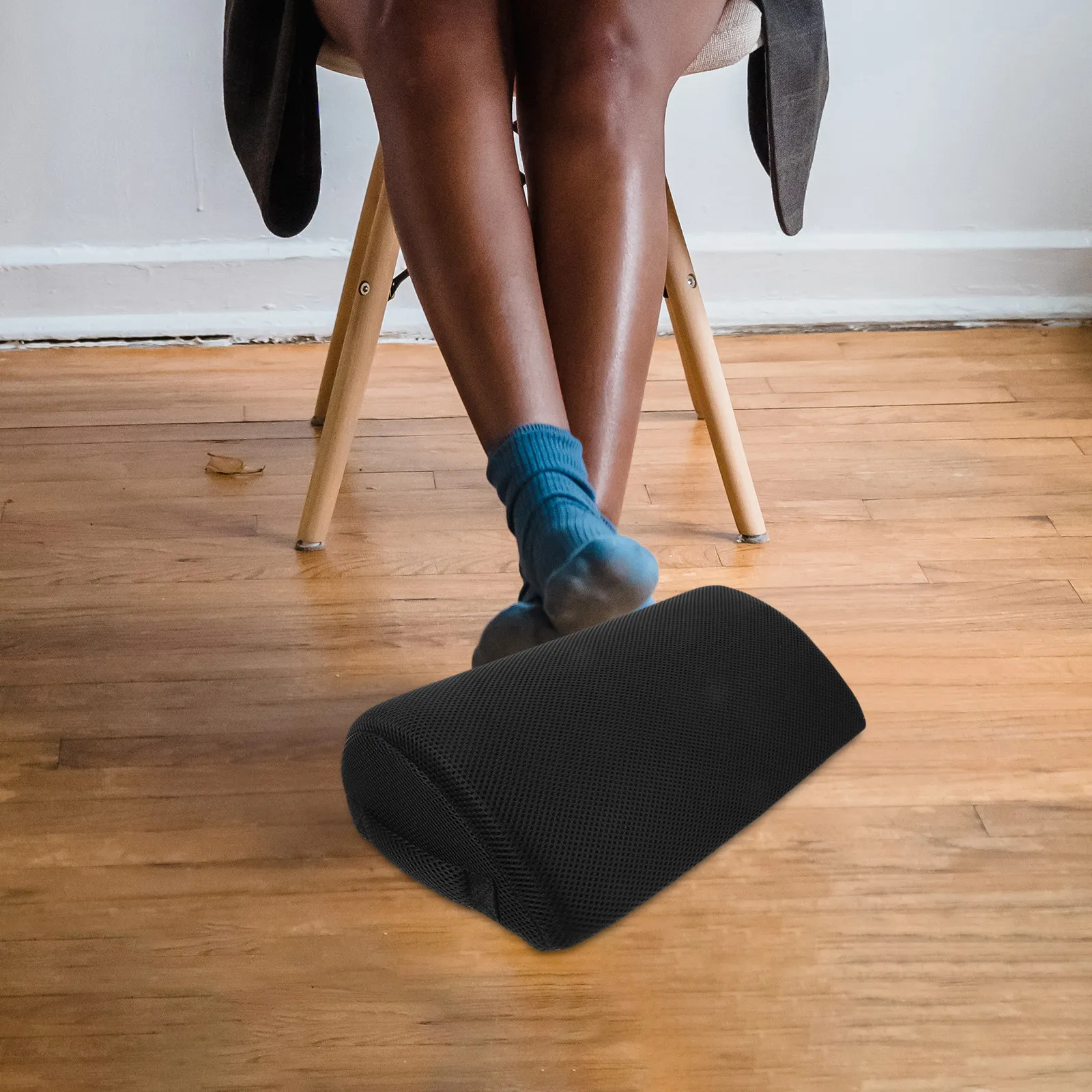 다리 베개 발 받침대 쿠션 반원형 인체공학적 디자인 책상 아래 편안한 사무실 발 받침대로 휴식을 취할 수 있습니다.