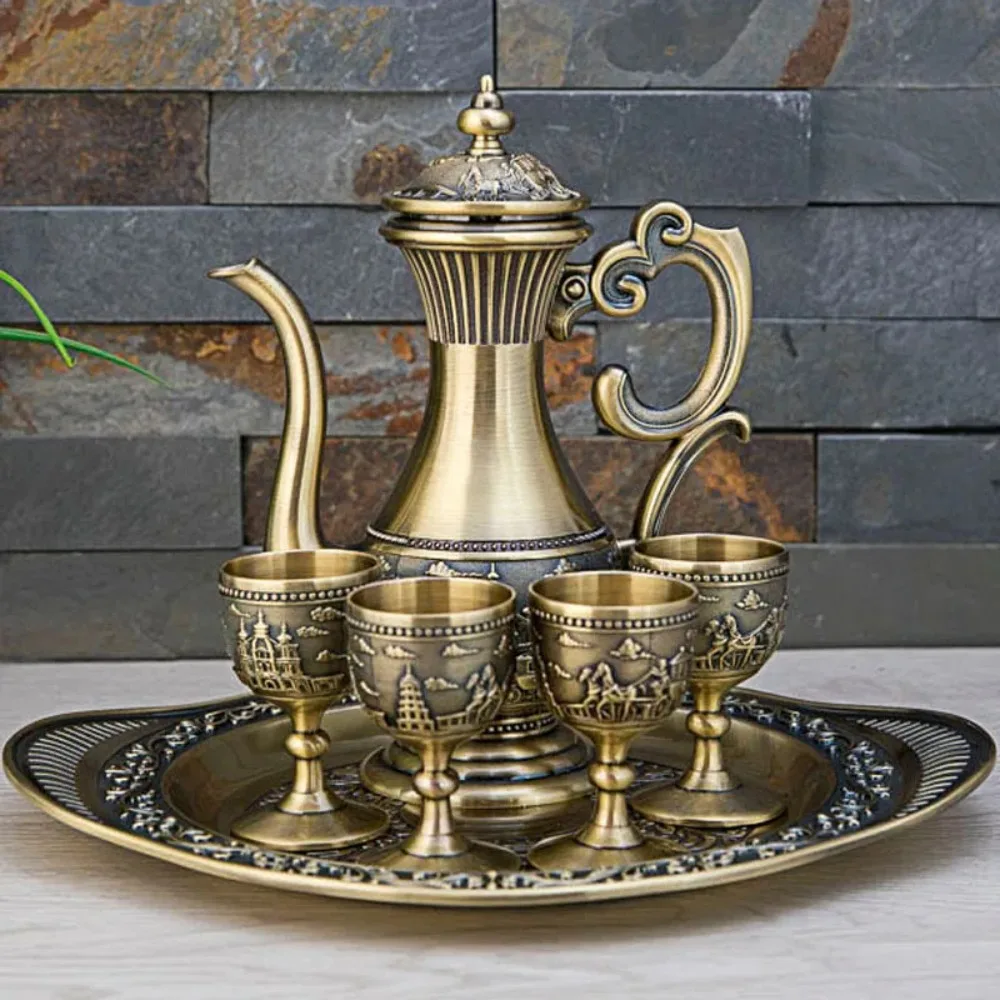 

Metal Art Craft Tea Pot Desktop Decoration Antique Flower Carved Home Decor Wine Pot Flagon Vintage Bar Sets