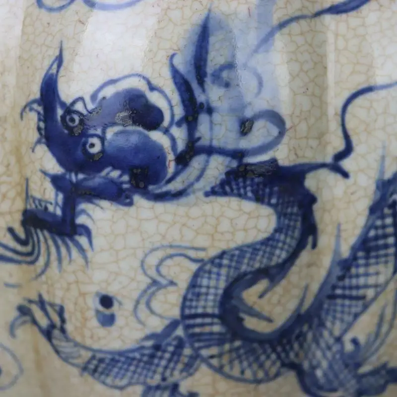 Chinese Yuan Blue and White Porcelain Jar Dragon Phoenix Design Pot 9.17 inch
