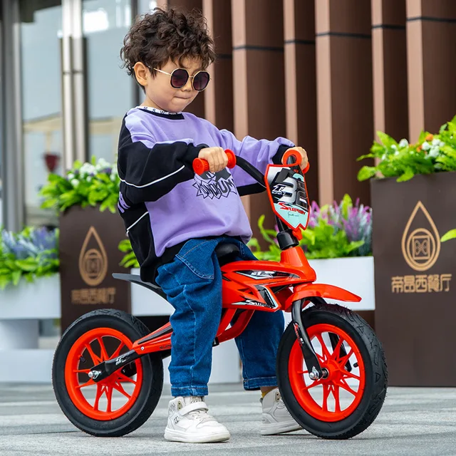DokiToy Creative Cool Children's Sliding Balance Bike 3-8 Years Old Pedalless Scooter With Light Music Balance Bike New 2022 2