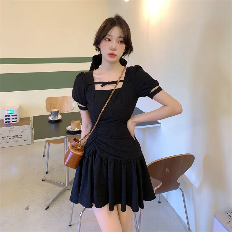 

2023 New Summer Women's Wear Large French Square Neck Black Jacquard With Thin Ruffle Skirt Free Shipping