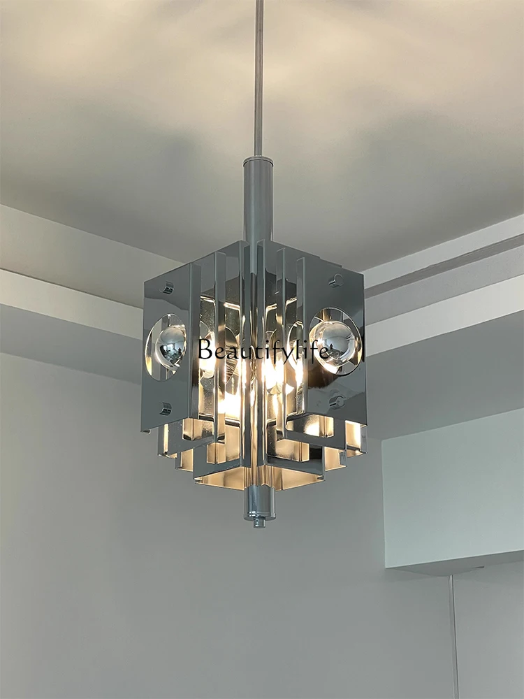 

Simple Retro Metal Chandelier Era Classic Style Living Room and Dining Room Decorations Lamps