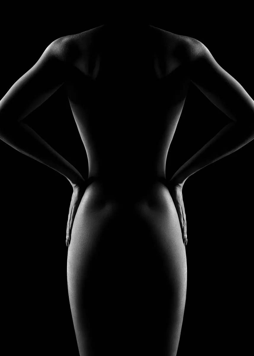 Elegant Monochrome Nude Art Canvas - Bedroom Wall Decor