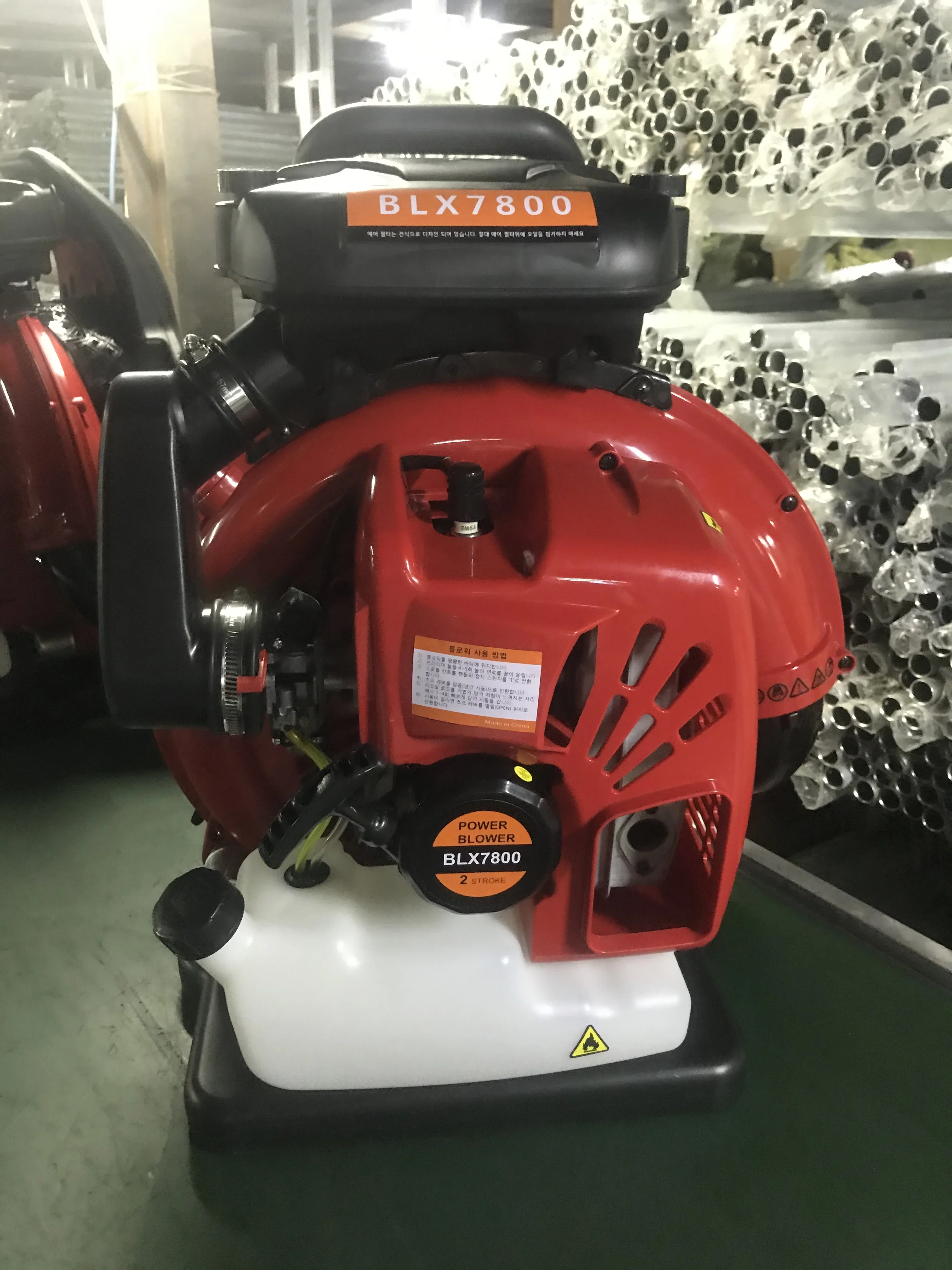 BLX7800 Gasoline Leaf Air Blower 2-stroke 63.3CC Back-Mounted High-power Snow Blower Wireless Garden Tools Telescopic Air Duct 2