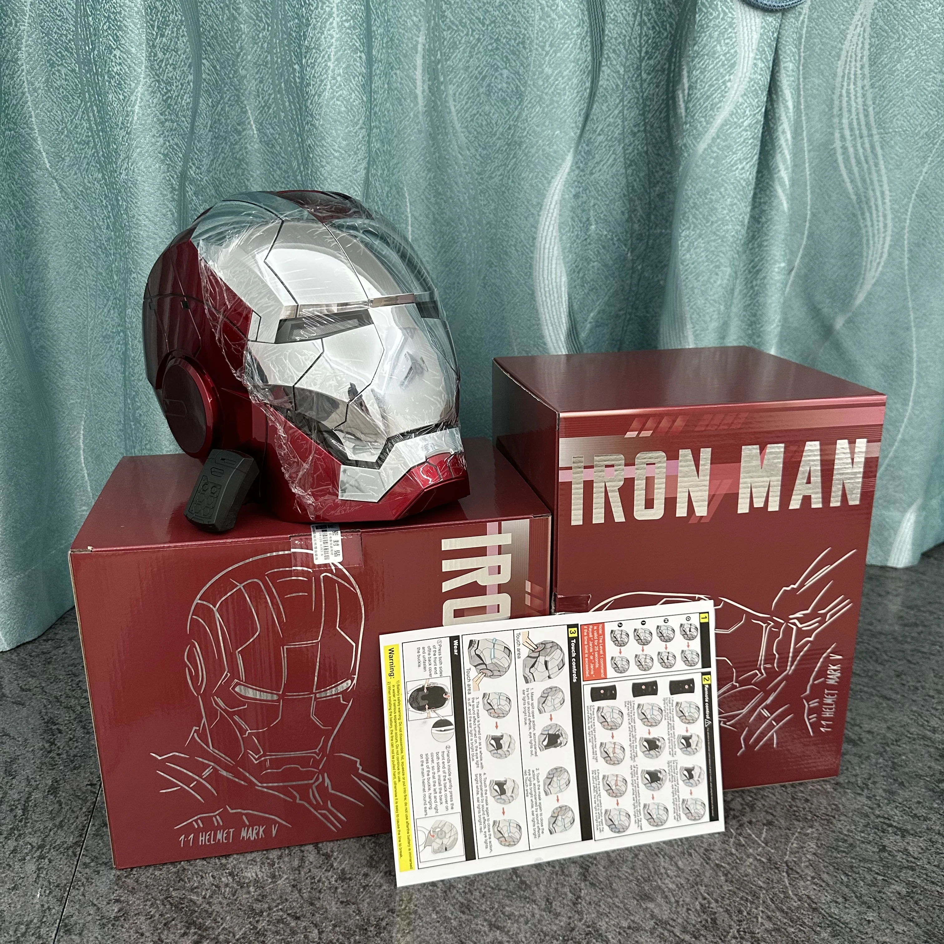 MK5 Iron Man Helmet LED Eyes 1/1 Cosplay Voice Control Avengers Metal Mask Electric Voice Control Helmet Boy Toys Birthday Gifts