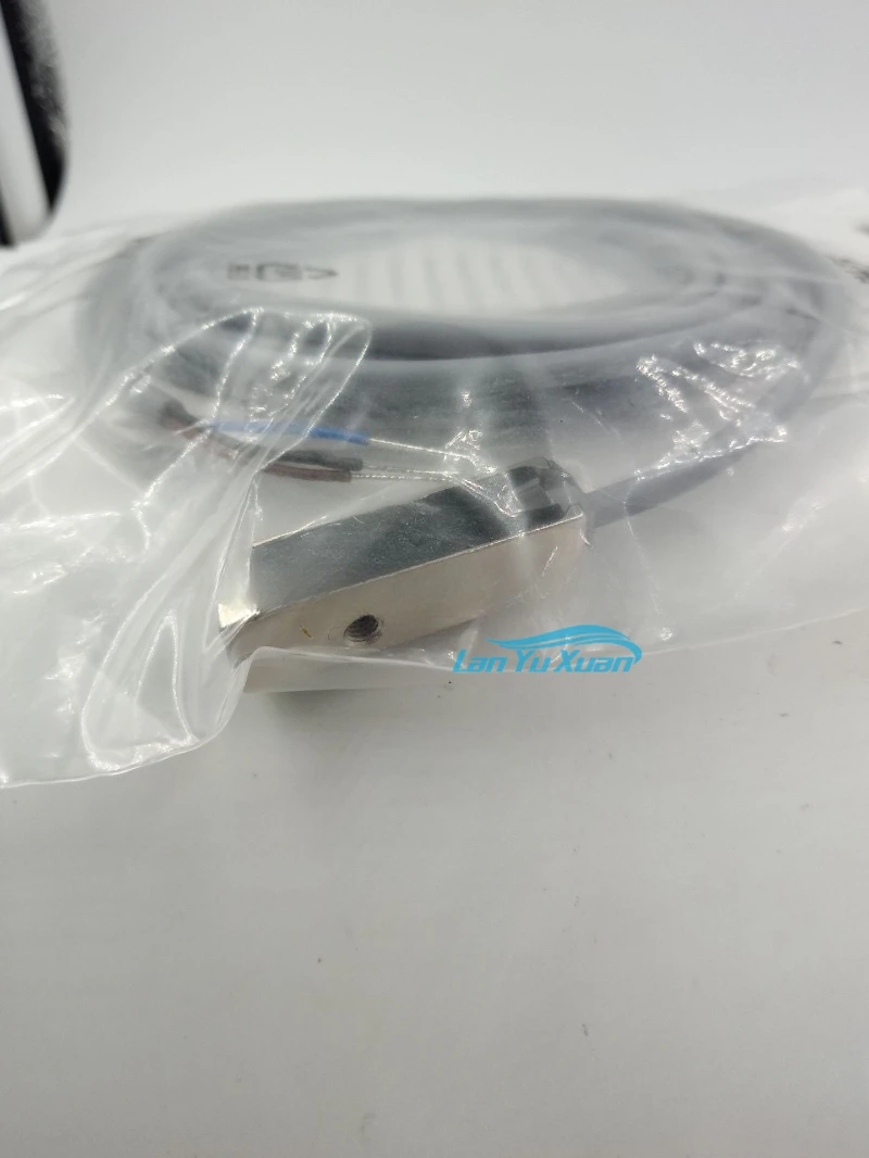 

IFFM 08P1702/O1L 08P1703/O1L Inductive Proximity Switch Sensor