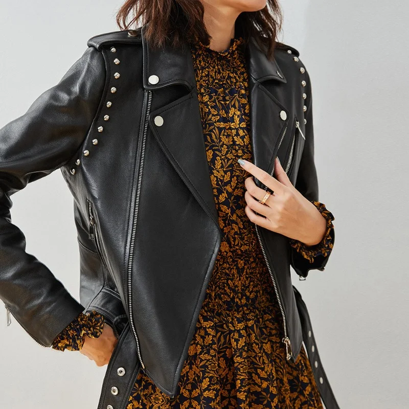 

Black Women's Sheepskin Coat Short Slim Zipper Fashion Streetwear Rivet Motorcycle Genuine Leather Jacket jaqueta feminina