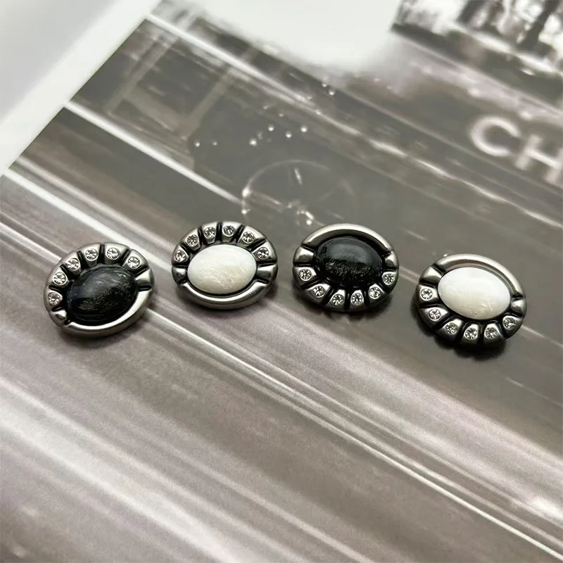 도매 50개 19mm 24mm 메탈 라인스톤 엣지 타원형 흰색 검은색 눈 버튼 실버 ..