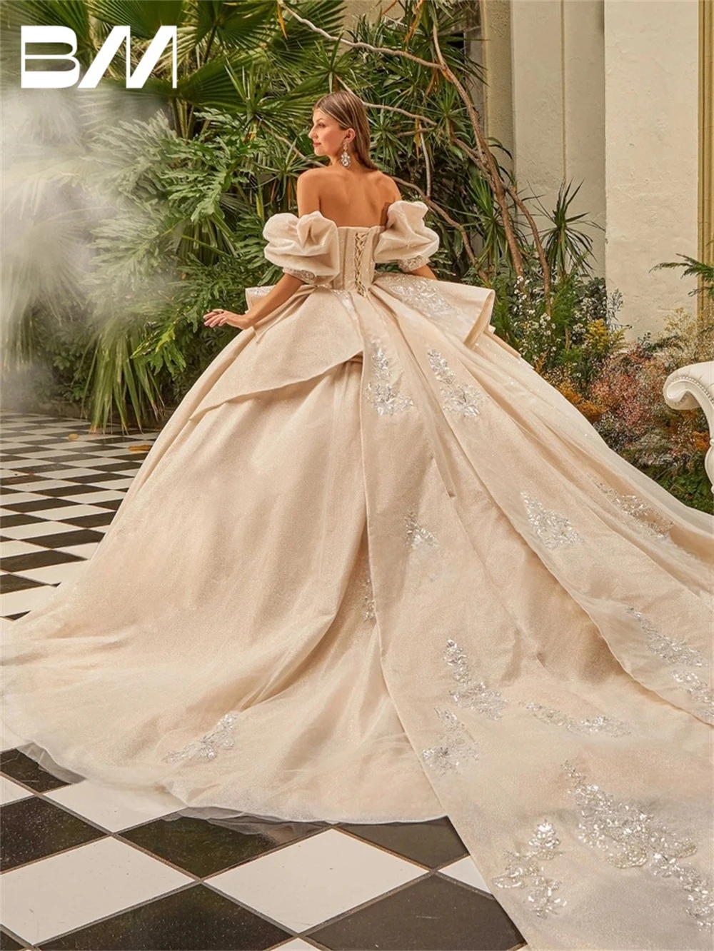 Beaded Rhinestones Sweet 15 16 Dress Ballgown Strapless Sequined Large Train Quinceanera Dress Cocktail Dresses