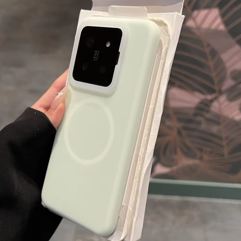 Luxury Jelly Liquid Silicone Magnetic Phone Case - Frosted Non-Slip Shockproof Cover