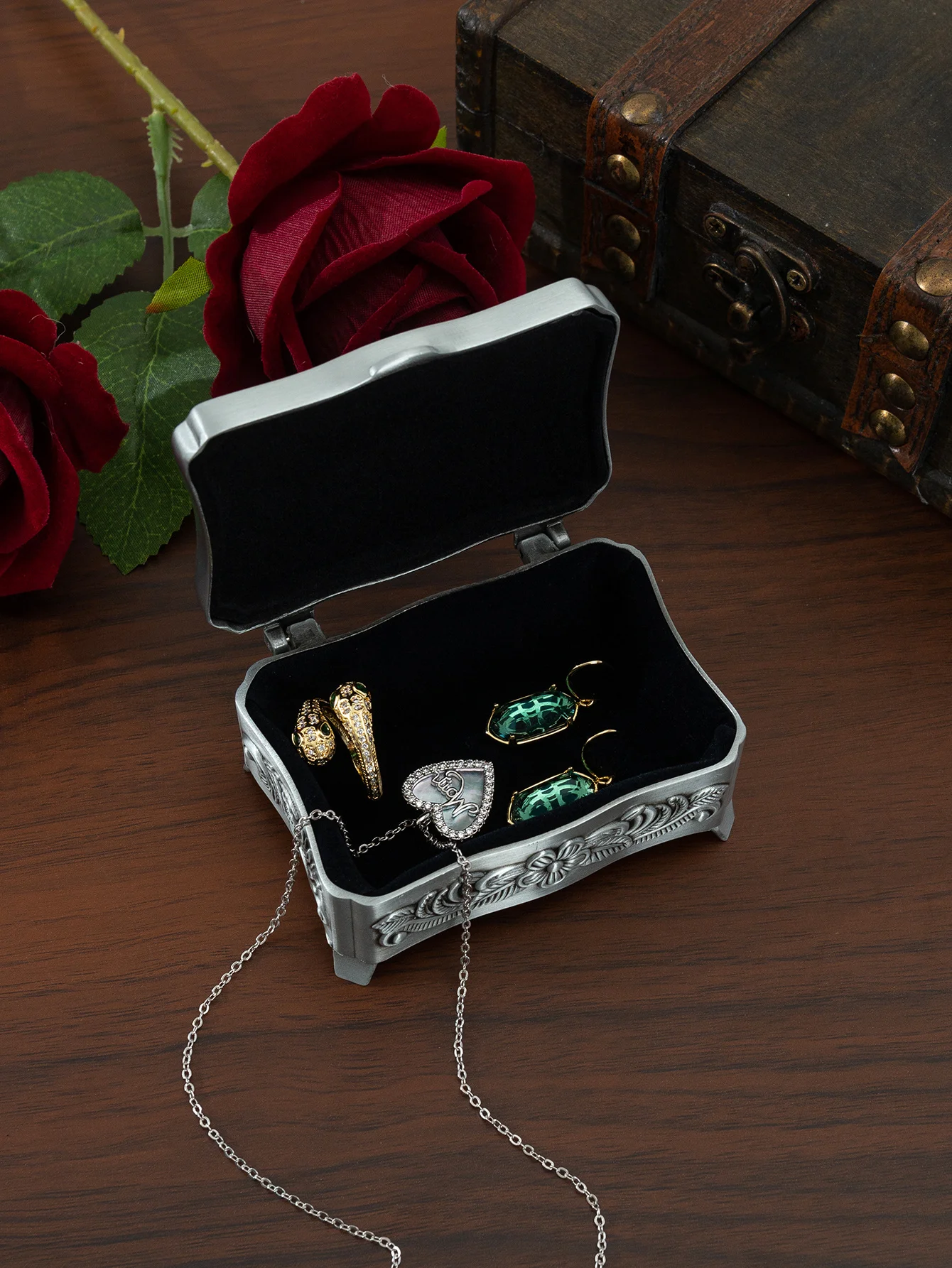 European retro metal crafts Last Supper jewelry storage box creative storage jewelry gift collection box relic mini storage boxes