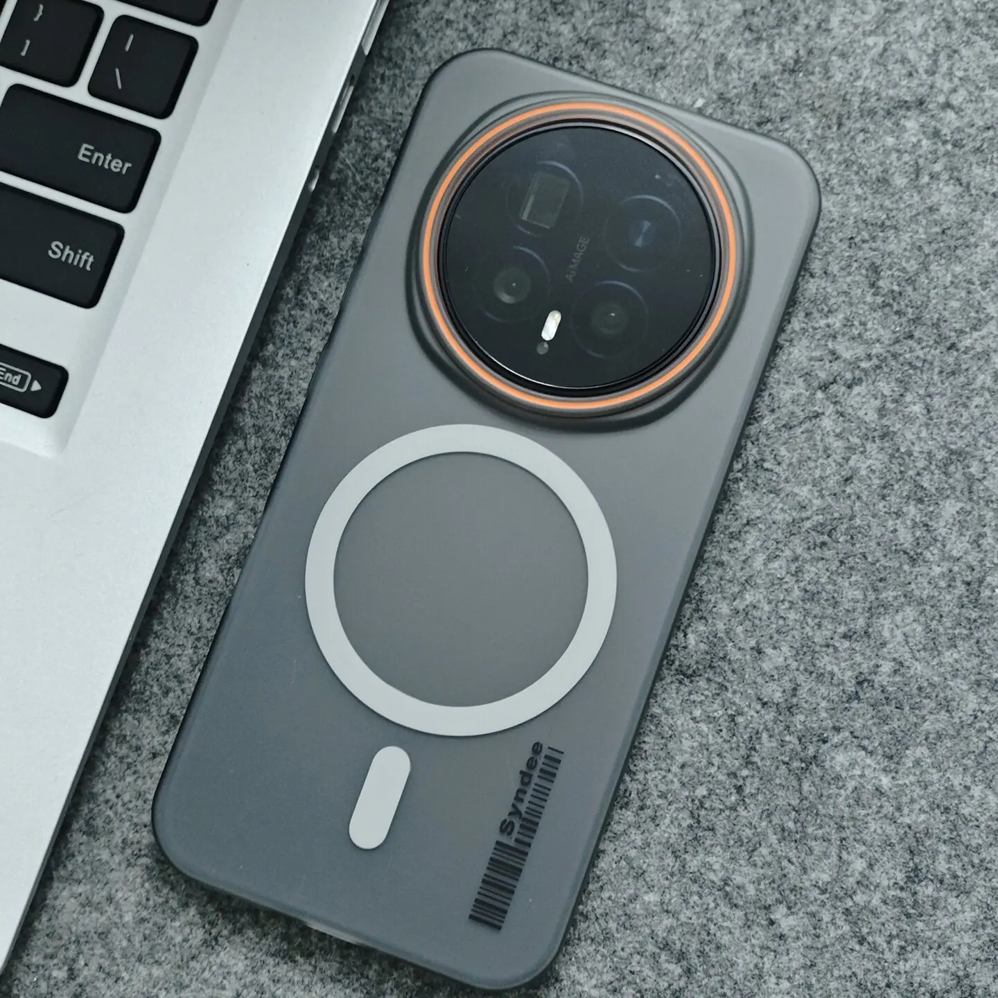 Luxury Skin-Friendly Magnetic Ultra-Thin PC Anti-Fall Shockproof Case Cover