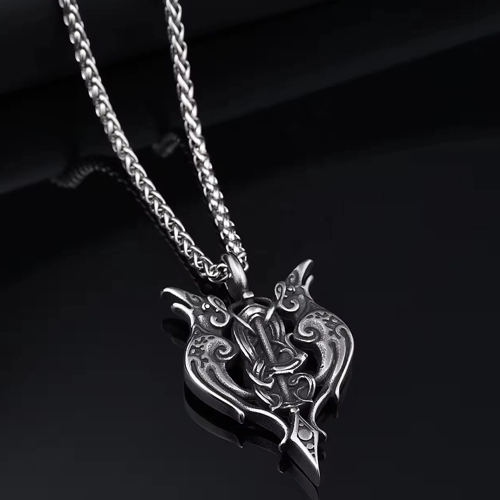 Nordic Viking Vintage Raven Pendant Necklace, Men's Cow Pendant Stainless Steel Jewelry, Best Gift for Men