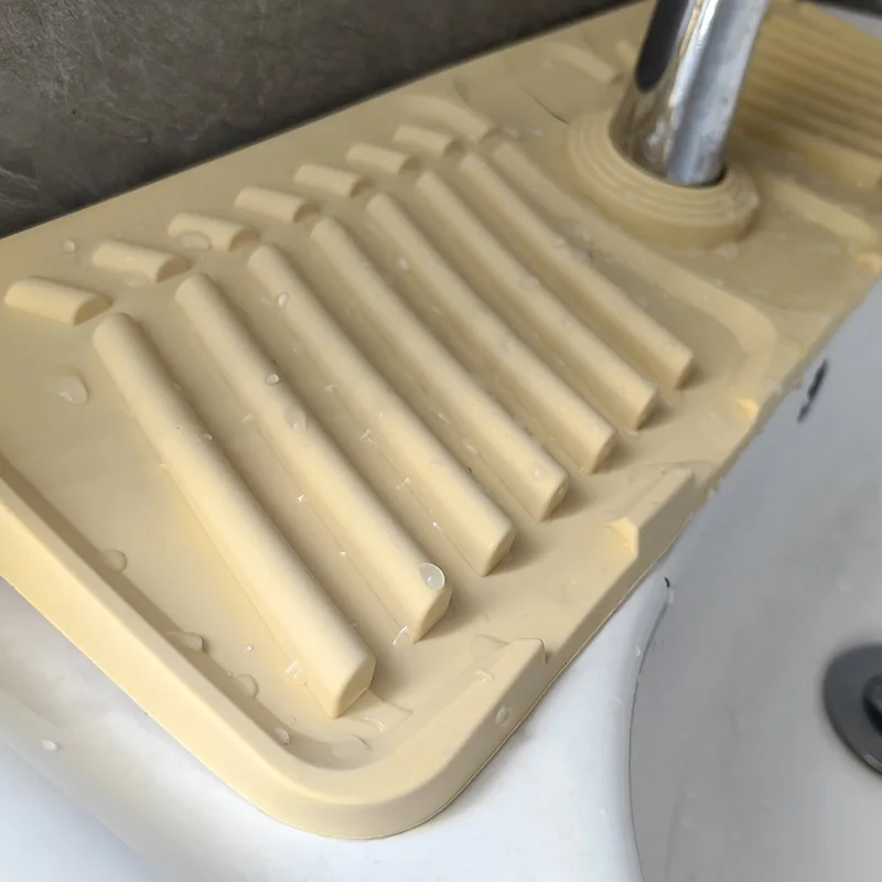Silicone Tap Splash Guard Waterproof Draining Pad Kitchen Water Faucet Mat Sink Plate Bathroom Anti-slip soap Sink Storage Tray