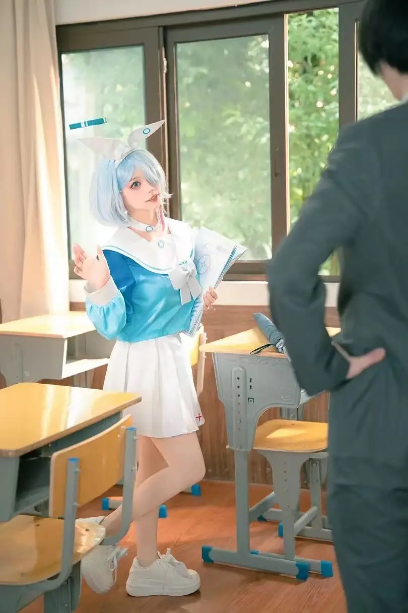  Arona Cosplay
