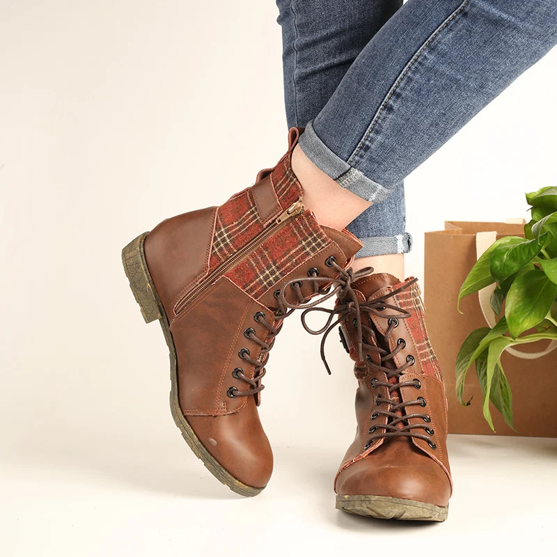 2024 Women's  Sexy Thick Heel  Leather  Boots