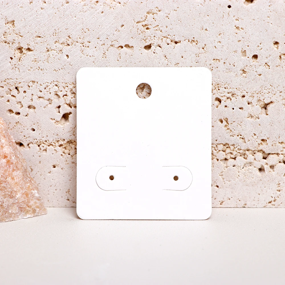 50PCS 4.2X4.8CM 화이트 브라운 블랙 빈 교수형 카드 귀걸이 쥬얼리 디스플레이 골 판지 중소 기업 포장 용품