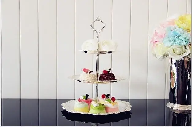 3 Tier Dessert Display Metal Durable European Style Cupcake Stand Fruit Plate for Wedding Party Cake Holder