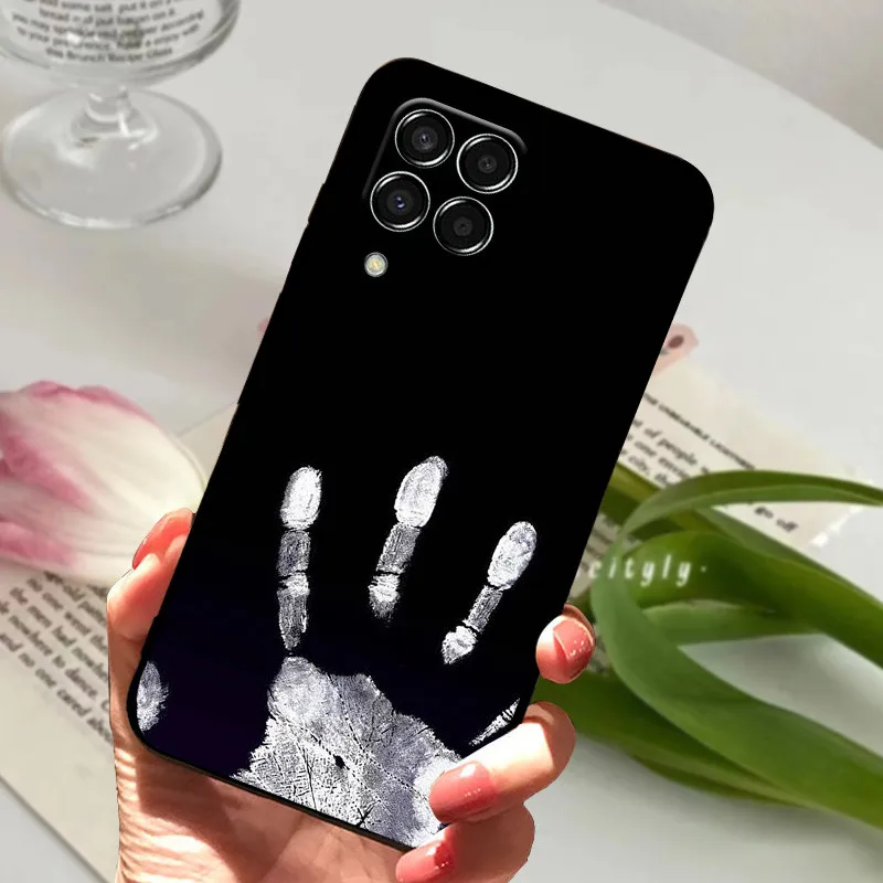 Fashionable Cute Pattern Silicone Phone Case - Soft and Stylish Back Cover