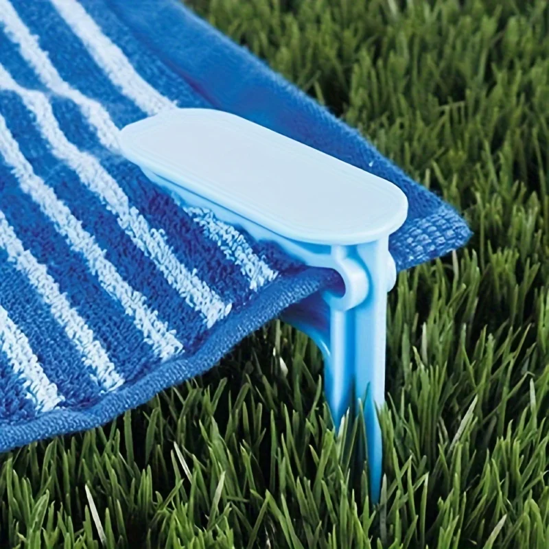 Outdoor Beach Towel Clips (4-Pack) 1