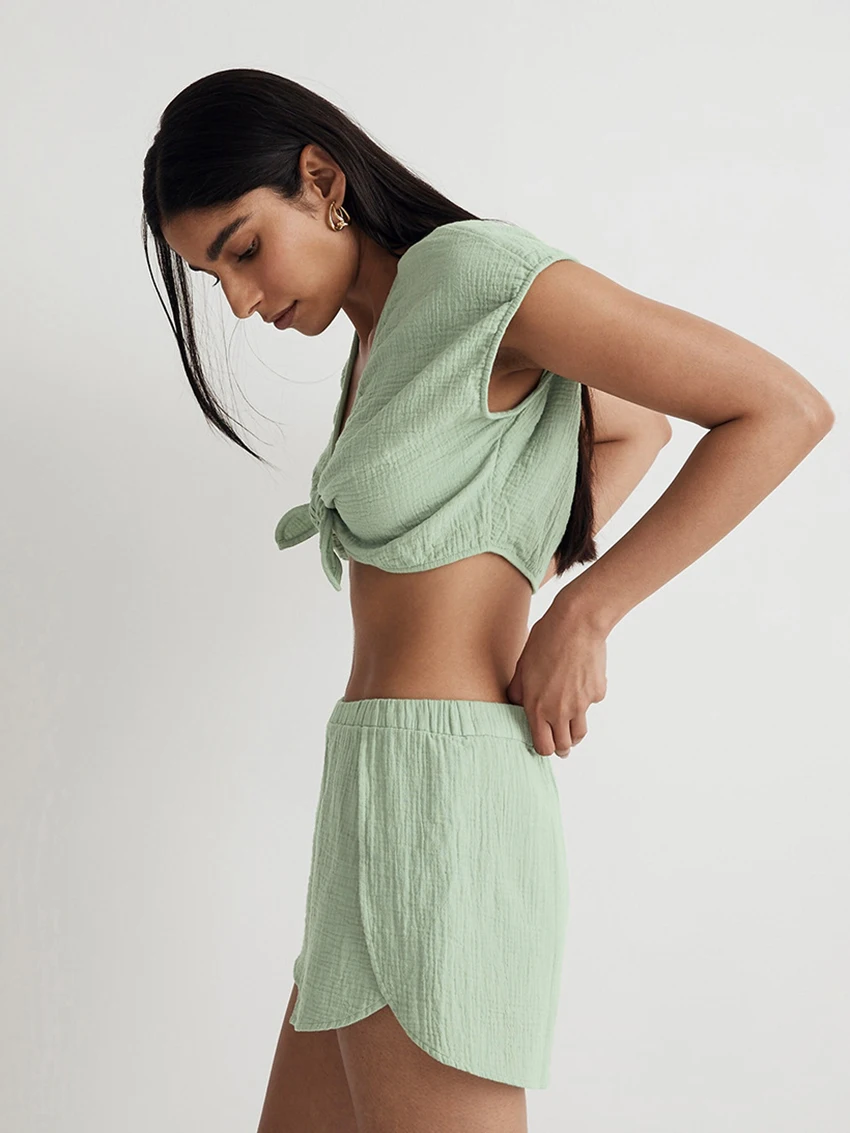 Marthaqiqi Comfort Ladies Nightgowns Suit Sexy V-Neck Sleepwear Sleeveless Pajamas Crop Top Nightie Shorts Casual Nightwear Set