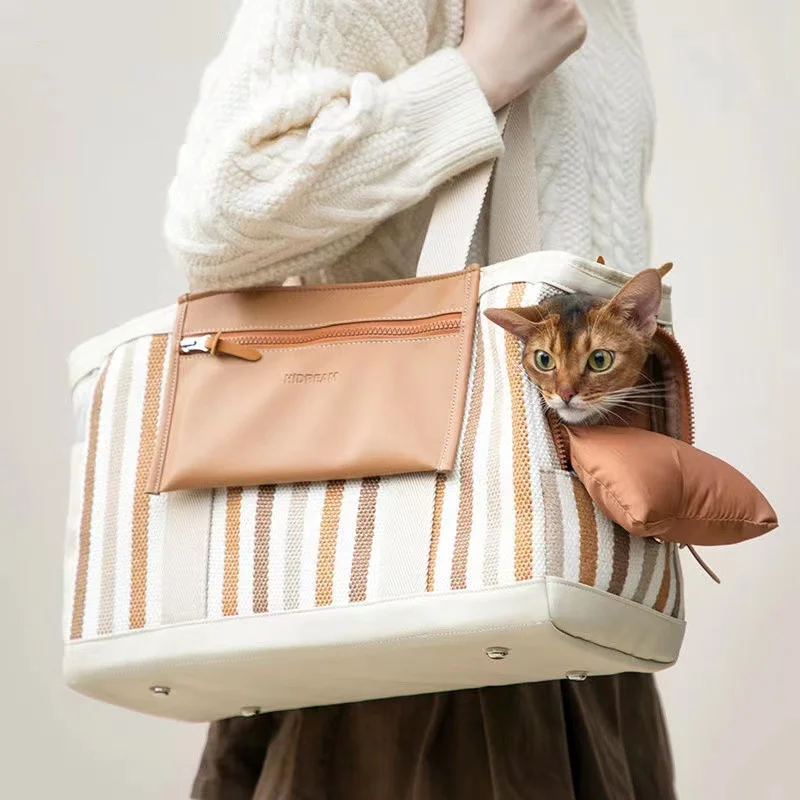 

5kg Cat Dog Bag Out Leather Pvc One Shoulder Breathable Puppy Bag Classic Comfortable Cat Carrier Bag Foldable Cat Carrier