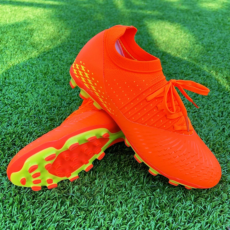 Men Soccer Shoes Football Boots Ultra-light Non-slip Long Spikes Outdoor Professional Cleats Grass Sports Shoes Match Sneakers football shoes
