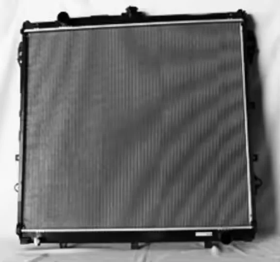 고품질 신형 알루미늄 플라스틱 라디에이터 워터 탱크 OEM NO.164000F060 토요타 툰드라 4.0 07-10 MT용