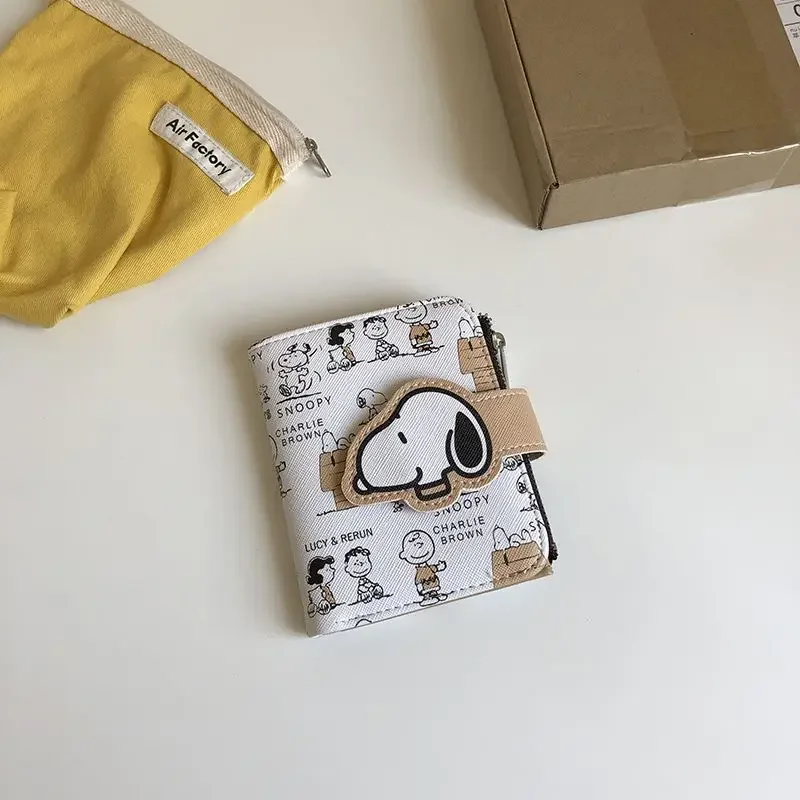 Snoopy Geldbörse Anime Cartoon Kurze Münzbörse Hochwertige Niedliche Reißverschluss-Studenten-ID-Halter Multifunktionale Tasche für Frauen Männer Geburtstagsgeschenke – Detail 7