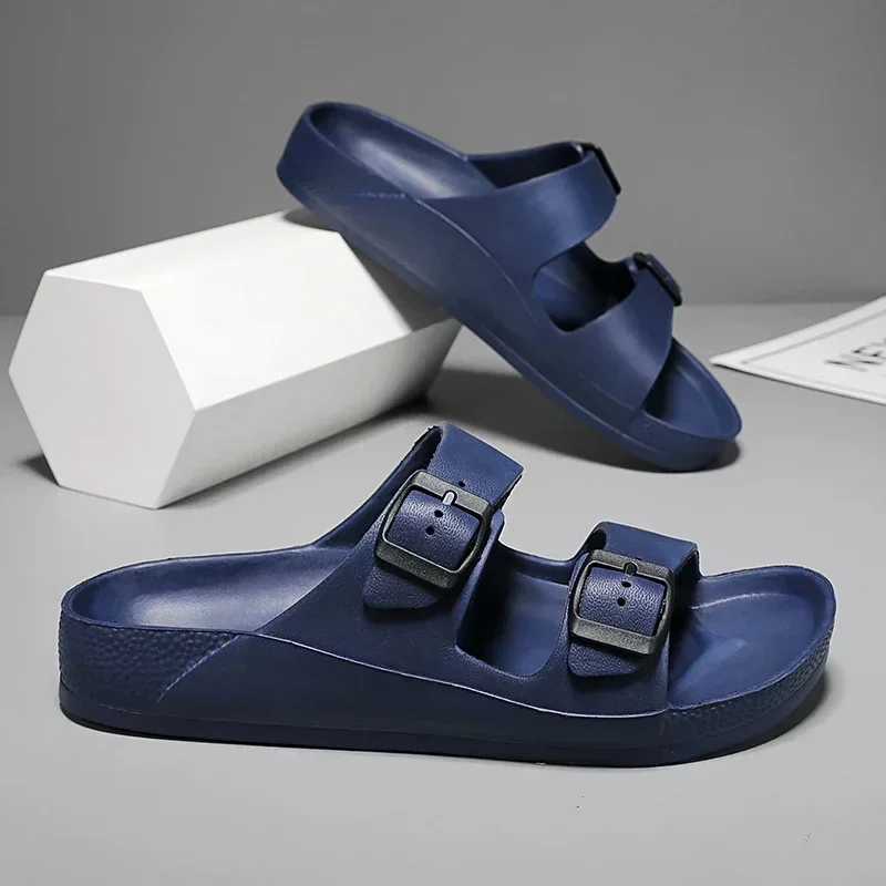 Buckle Soft Sole Beach Holiday Slippers for Women Sandale Femme Et&eacute; Luxe Sandals for Men and Women Footwear Fashion